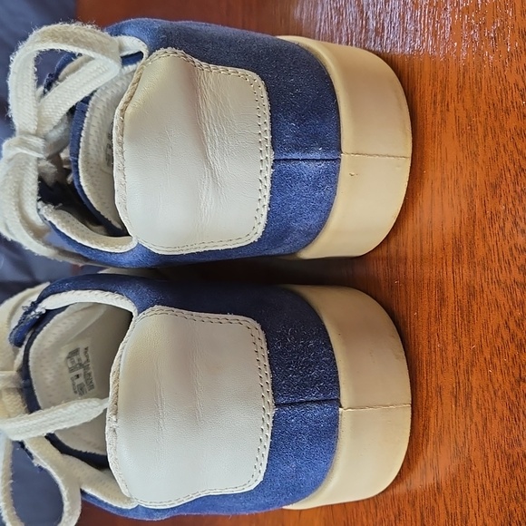 Ecco Women's Street Lite Retro Sneakers Blue Suede size 41 - Picture 7 of 10